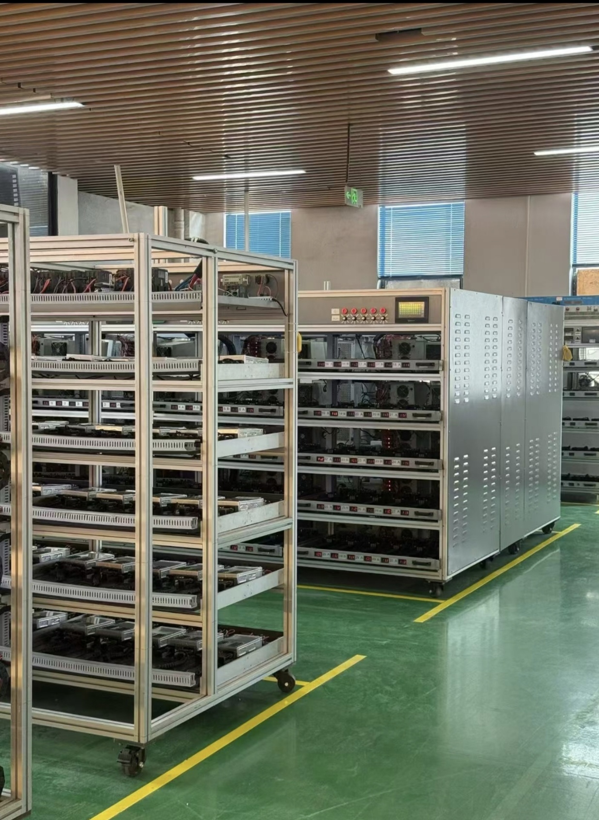 Hong Kong MING WELL switching power supply aging test